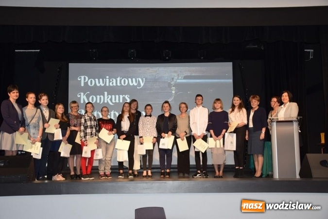 Zdjęcie w galerii na portalu naszwodzislaw.com: Z lekturami za pan brat. WYNIKI wiadomości z regionu
