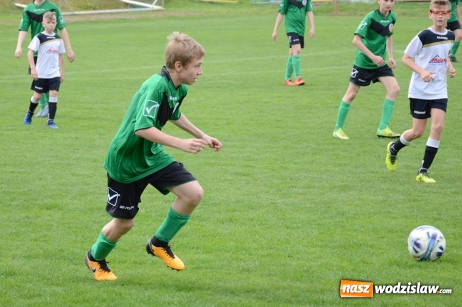 Zdjęcie w galerii na portalu naszwodzislaw.com: Rogów przegrywa. Trampkarze z Moszczenicy lepsi! ZDJĘCIA wiadomości z regionu