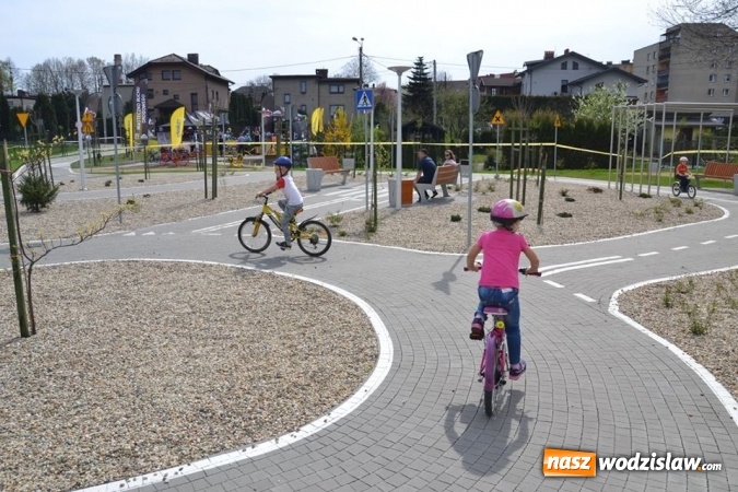 Zdjęcie w galerii na portalu naszwodzislaw.com: Miasteczko Ruchu Drogowego w Radlinie już oficjalnie otwarte! FOTORELACJA  wiadomości z regionu