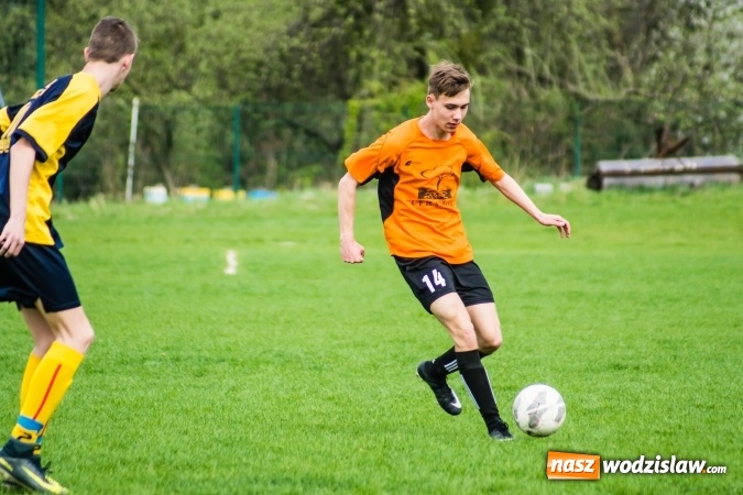 Zdjęcie w galerii na portalu naszwodzislaw.com: Juniorzy Syryni bezlitośni dla Brzezia wiadomości z regionu