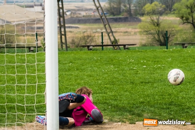 Zdjęcie w galerii na portalu naszwodzislaw.com: Juniorzy Syryni bezlitośni dla Brzezia wiadomości z regionu