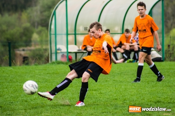 Zdjęcie w galerii na portalu naszwodzislaw.com: Juniorzy Syryni bezlitośni dla Brzezia wiadomości z regionu