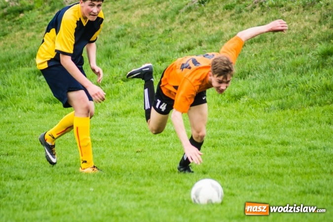 Zdjęcie w galerii na portalu naszwodzislaw.com: Juniorzy Syryni bezlitośni dla Brzezia wiadomości z regionu