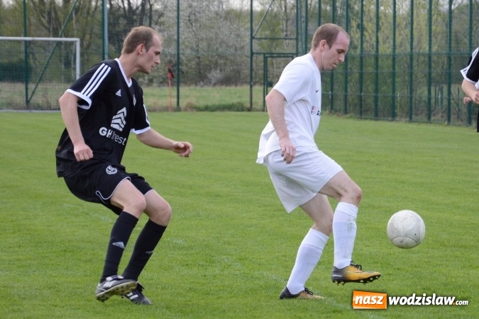 Zdjęcie w galerii na portalu naszwodzislaw.com: Czyżowicka B klasa pokonana przez Markowice  wiadomości z regionu