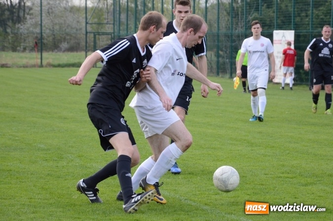 Zdjęcie w galerii na portalu naszwodzislaw.com: Czyżowicka B klasa pokonana przez Markowice  wiadomości z regionu