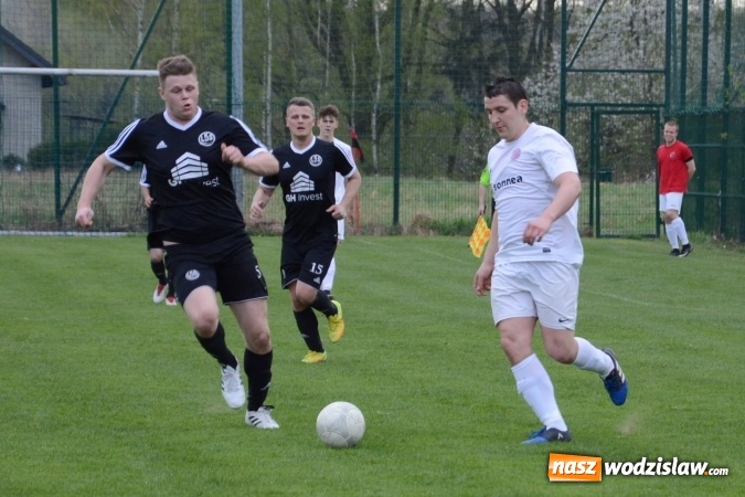 Zdjęcie w galerii na portalu naszwodzislaw.com: Czyżowicka B klasa pokonana przez Markowice  wiadomości z regionu
