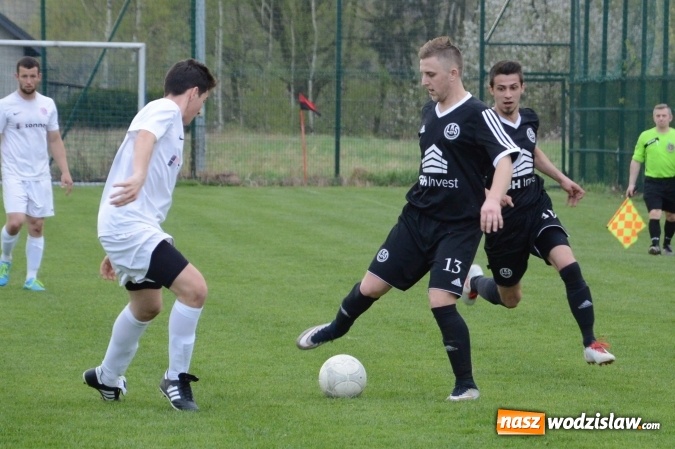 Zdjęcie w galerii na portalu naszwodzislaw.com: Czyżowicka B klasa pokonana przez Markowice  wiadomości z regionu