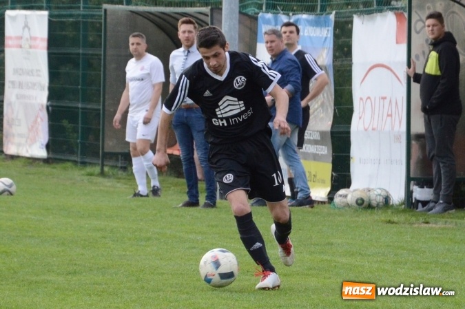 Zdjęcie w galerii na portalu naszwodzislaw.com: Czyżowicka B klasa pokonana przez Markowice  wiadomości z regionu