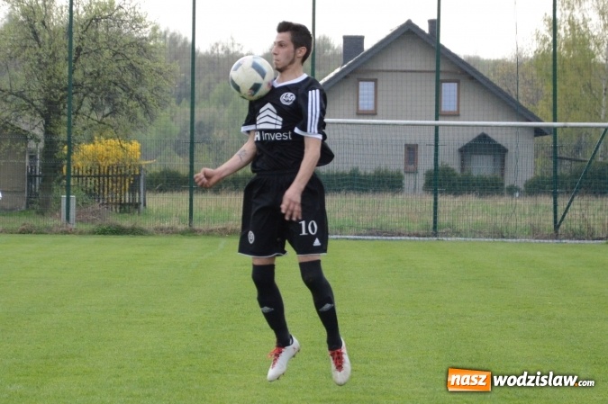 Zdjęcie w galerii na portalu naszwodzislaw.com: Czyżowicka B klasa pokonana przez Markowice  wiadomości z regionu