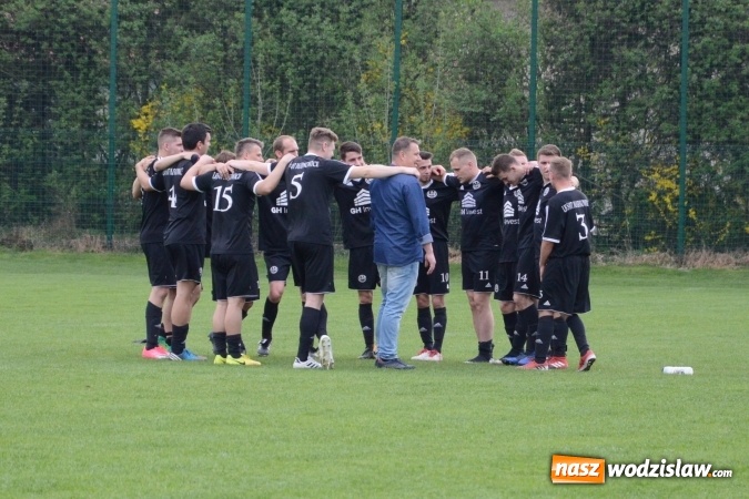 Zdjęcie w galerii na portalu naszwodzislaw.com: Czyżowicka B klasa pokonana przez Markowice  wiadomości z regionu