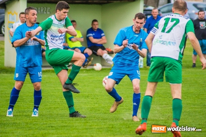 Zdjęcie w galerii na portalu naszwodzislaw.com: A klasa: Hit kolejki nie zawiódł. Kornowac zremisował z Gorzycami wiadomości z regionu