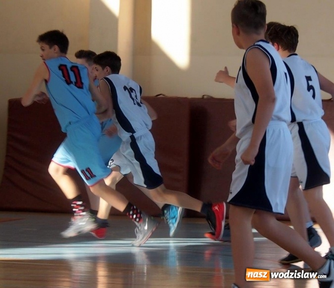 Zdjęcie w galerii na portalu naszwodzislaw.com: Koszykarze MKS wygrywają na wyjeździe wiadomości z regionu