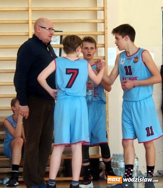 Zdjęcie w galerii na portalu naszwodzislaw.com: Koszykarze MKS wygrywają na wyjeździe wiadomości z regionu