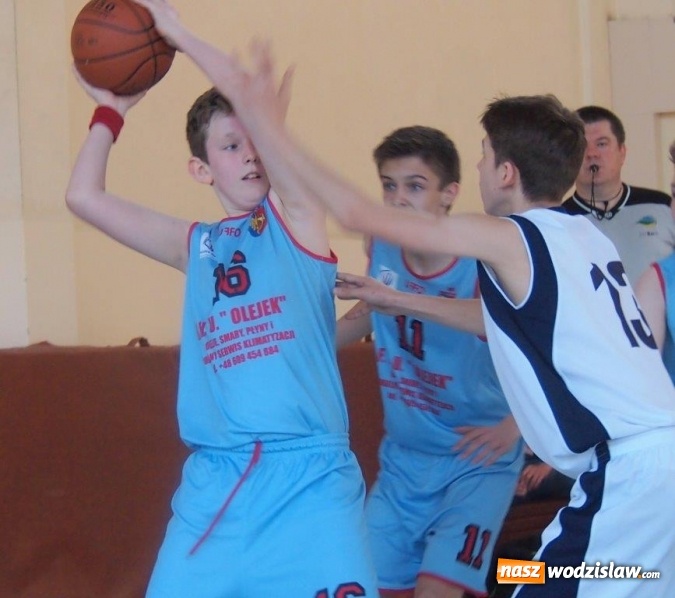 Zdjęcie w galerii na portalu naszwodzislaw.com: Koszykarze MKS wygrywają na wyjeździe wiadomości z regionu