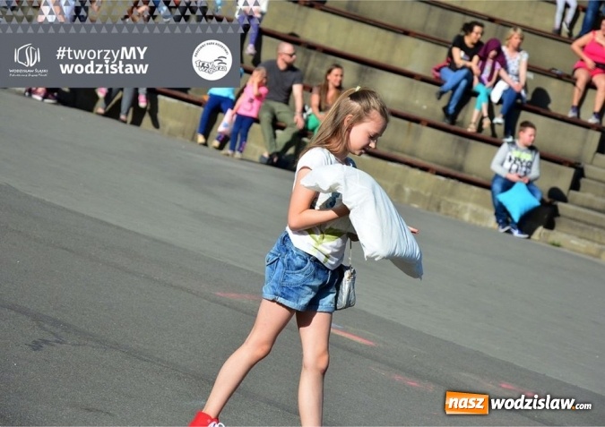 Zdjęcie w galerii na portalu naszwodzislaw.com: Wodzisławska Bitwa na Poduszki. FOTORELACJA  wiadomości z regionu