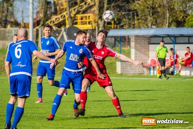 Zdjęcie w galerii na portalu naszwodzislaw.com: Samobój ustawił mecz. Gaszowice z Pucharem Polski na szczeblu Podokręgu wiadomości z regionu