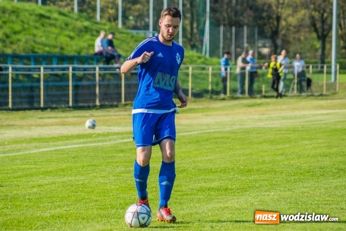 Zdjęcie w galerii na portalu naszwodzislaw.com: Samobój ustawił mecz. Gaszowice z Pucharem Polski na szczeblu Podokręgu wiadomości z regionu