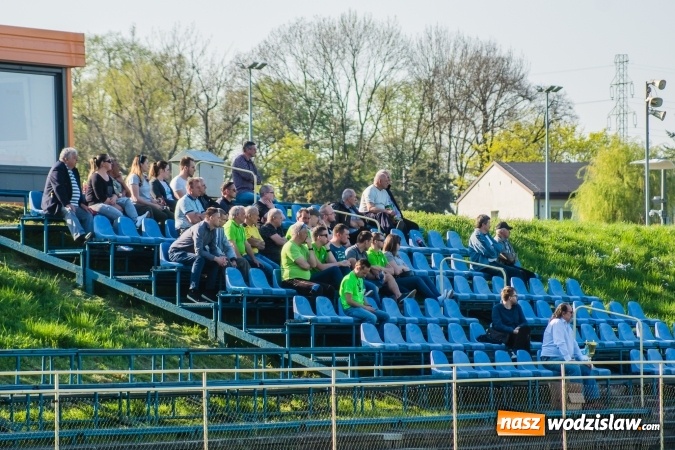Zdjęcie w galerii na portalu naszwodzislaw.com: Samobój ustawił mecz. Gaszowice z Pucharem Polski na szczeblu Podokręgu wiadomości z regionu