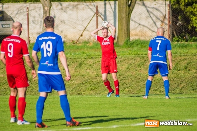 Zdjęcie w galerii na portalu naszwodzislaw.com: Samobój ustawił mecz. Gaszowice z Pucharem Polski na szczeblu Podokręgu wiadomości z regionu
