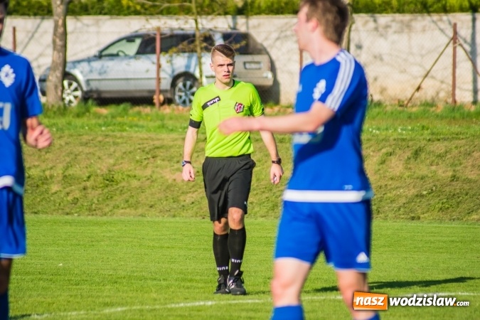 Zdjęcie w galerii na portalu naszwodzislaw.com: Samobój ustawił mecz. Gaszowice z Pucharem Polski na szczeblu Podokręgu wiadomości z regionu