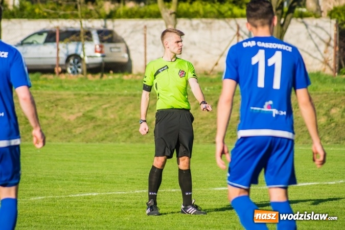 Zdjęcie w galerii na portalu naszwodzislaw.com: Samobój ustawił mecz. Gaszowice z Pucharem Polski na szczeblu Podokręgu wiadomości z regionu