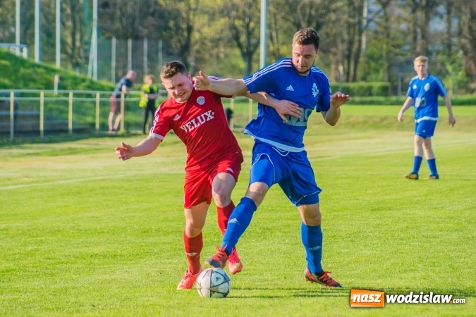 Zdjęcie w galerii na portalu naszwodzislaw.com: Samobój ustawił mecz. Gaszowice z Pucharem Polski na szczeblu Podokręgu wiadomości z regionu