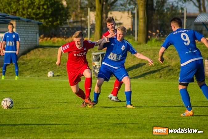 Zdjęcie w galerii na portalu naszwodzislaw.com: Samobój ustawił mecz. Gaszowice z Pucharem Polski na szczeblu Podokręgu wiadomości z regionu