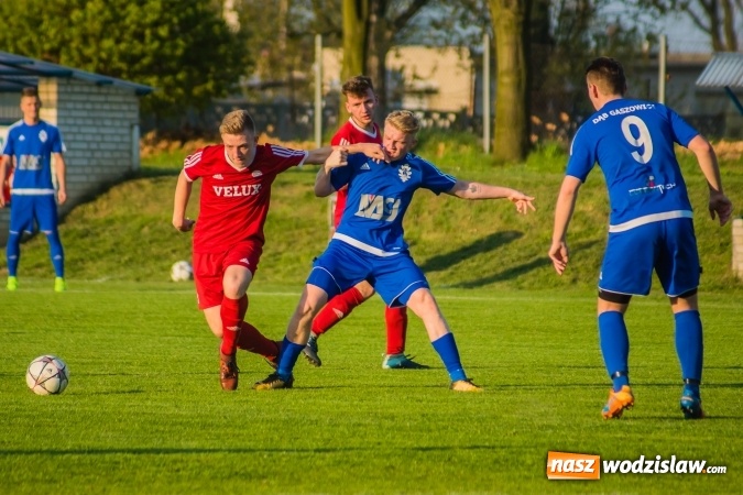 Zdjęcie w galerii na portalu naszwodzislaw.com: Samobój ustawił mecz. Gaszowice z Pucharem Polski na szczeblu Podokręgu wiadomości z regionu