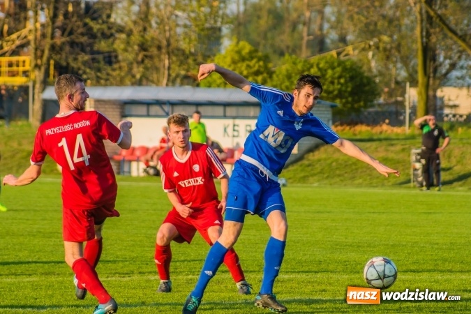 Zdjęcie w galerii na portalu naszwodzislaw.com: Samobój ustawił mecz. Gaszowice z Pucharem Polski na szczeblu Podokręgu wiadomości z regionu