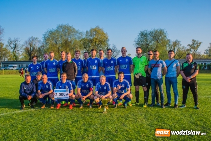 Zdjęcie w galerii na portalu naszwodzislaw.com: Samobój ustawił mecz. Gaszowice z Pucharem Polski na szczeblu Podokręgu wiadomości z regionu