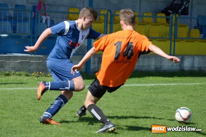 Zdjęcie w galerii na portalu naszwodzislaw.com: Juniorzy Lysek górą nad Syrynią wiadomości z regionu