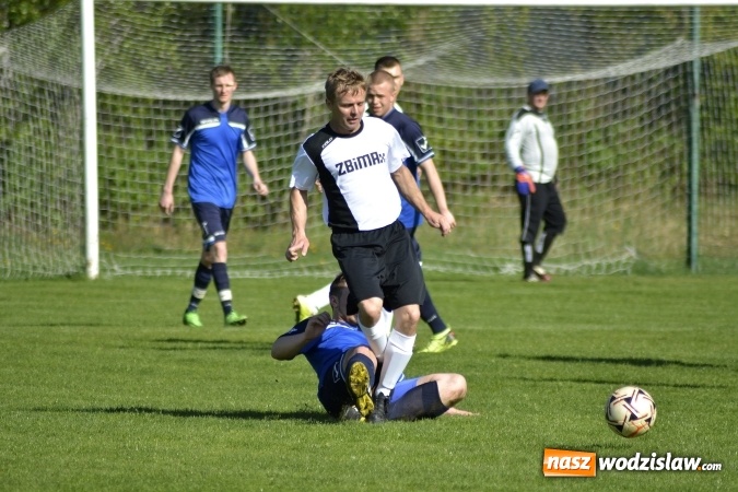 Zdjęcie w galerii na portalu naszwodzislaw.com: Strzelanina przy Młodzieżowej! Pstrążna górą wiadomości z regionu