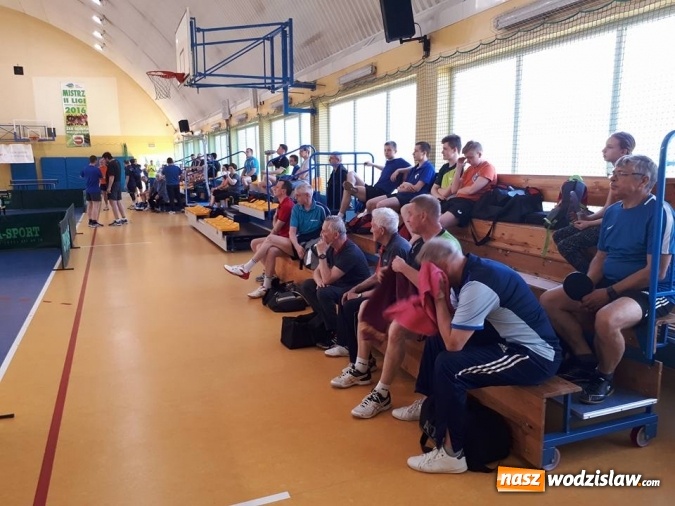 Zdjęcie w galerii na portalu naszwodzislaw.com: Klub TKKF Relaks meczem uczcił 40-lecie  wiadomości z regionu