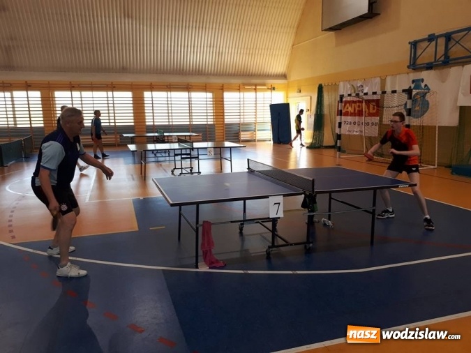 Zdjęcie w galerii na portalu naszwodzislaw.com: Klub TKKF Relaks meczem uczcił 40-lecie  wiadomości z regionu