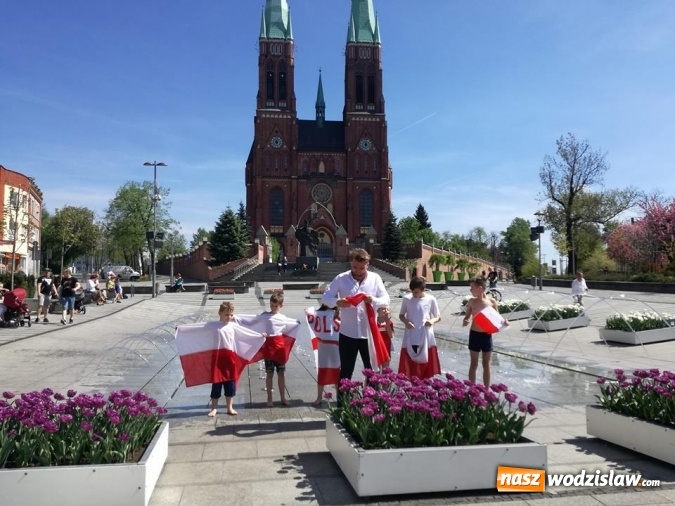 Zdjęcie w galerii na portalu naszwodzislaw.com: Marek Fibic z Pszowa napisał piosenkę na mundial! Zobacz, materiał roboczy z próbnych zdjęć  wiadomości z regionu