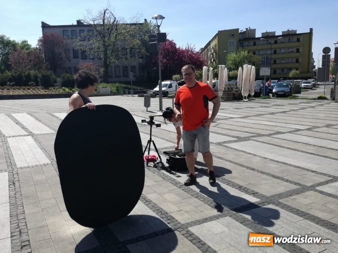 Zdjęcie w galerii na portalu naszwodzislaw.com: Marek Fibic z Pszowa napisał piosenkę na mundial! Zobacz, materiał roboczy z próbnych zdjęć  wiadomości z regionu
