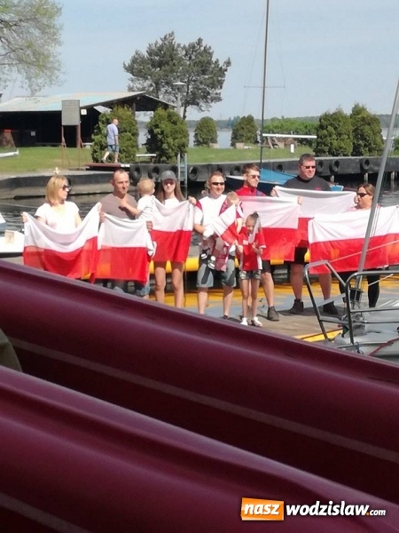 Zdjęcie w galerii na portalu naszwodzislaw.com: Marek Fibic z Pszowa napisał piosenkę na mundial! Zobacz, materiał roboczy z próbnych zdjęć  wiadomości z regionu