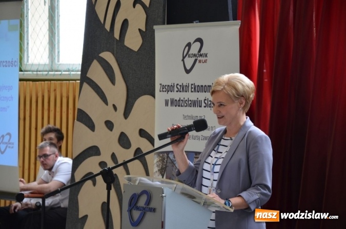 Zdjęcie w galerii na portalu naszwodzislaw.com: V Szkolne Forum Przedsiębiorczości za nami wiadomości z regionu