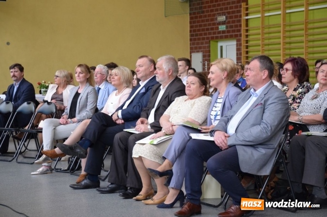 Zdjęcie w galerii na portalu naszwodzislaw.com: V Szkolne Forum Przedsiębiorczości za nami wiadomości z regionu
