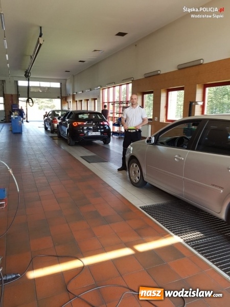 Zdjęcie w galerii na portalu naszwodzislaw.com: Policjanci i diagności razem na rzecz bezpieczeństwa  wiadomości z regionu