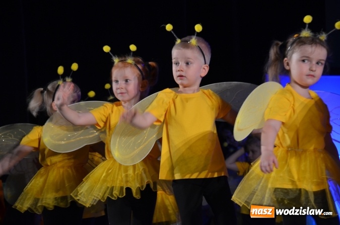 Zdjęcie w galerii na portalu naszwodzislaw.com: 5 tysięcy złotych od prezydenta na 35-lecie przedszkola numer 18  wiadomości z regionu