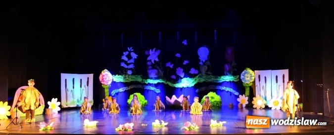 Zdjęcie w galerii na portalu naszwodzislaw.com: 5 tysięcy złotych od prezydenta na 35-lecie przedszkola numer 18  wiadomości z regionu