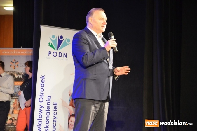 Zdjęcie w galerii na portalu naszwodzislaw.com: Powiat Wodzisławski: Szkoły prezentowały swoją ofertę. ZDJĘCIA wiadomości z regionu