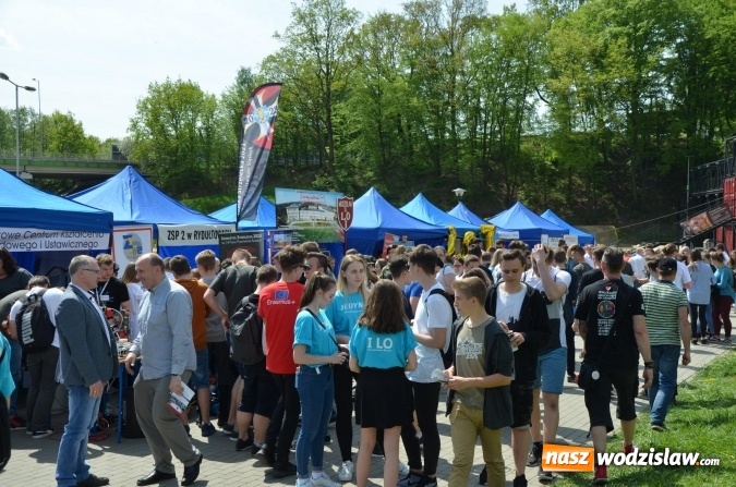 Zdjęcie w galerii na portalu naszwodzislaw.com: Powiat Wodzisławski: Szkoły prezentowały swoją ofertę. ZDJĘCIA wiadomości z regionu