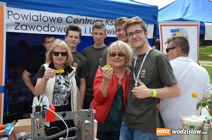 Zdjęcie w galerii na portalu naszwodzislaw.com: Powiat Wodzisławski: Szkoły prezentowały swoją ofertę. ZDJĘCIA wiadomości z regionu