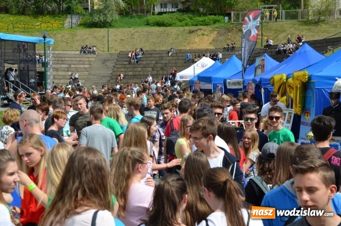 Zdjęcie w galerii na portalu naszwodzislaw.com: Powiat Wodzisławski: Szkoły prezentowały swoją ofertę. ZDJĘCIA wiadomości z regionu