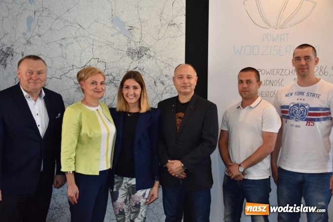 Zdjęcie w galerii na portalu naszwodzislaw.com: W Starostwie o współpracy z Unity Line  wiadomości z regionu