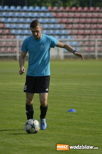 Zdjęcie w galerii na portalu naszwodzislaw.com: Odra Wodzisław przegrywa przy Bogumińskiej  wiadomości z regionu