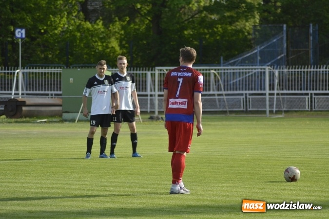 Zdjęcie w galerii na portalu naszwodzislaw.com: Odra Wodzisław przegrywa przy Bogumińskiej  wiadomości z regionu
