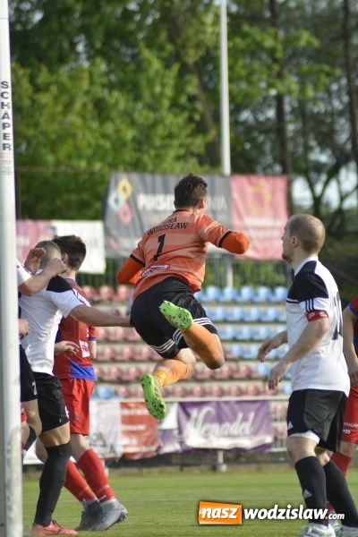 Zdjęcie w galerii na portalu naszwodzislaw.com: Odra Wodzisław przegrywa przy Bogumińskiej  wiadomości z regionu